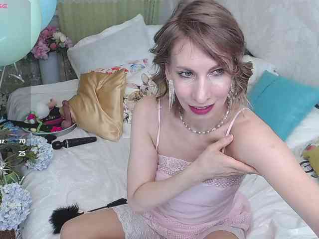 KirstenDesire webcam