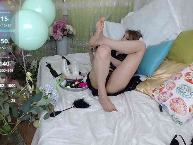 KirstenDesire webcam