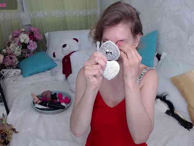 KirstenDesire webcam