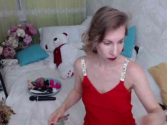 KirstenDesire webcam