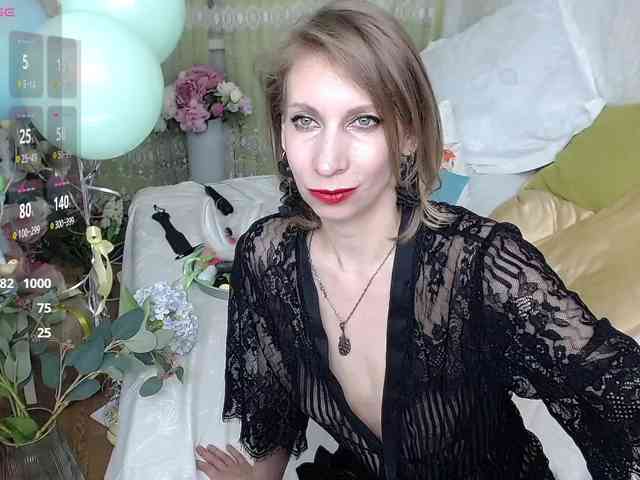 KirstenDesire webcam