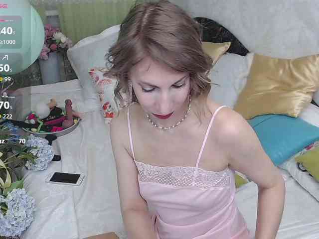 KirstenDesire webcam