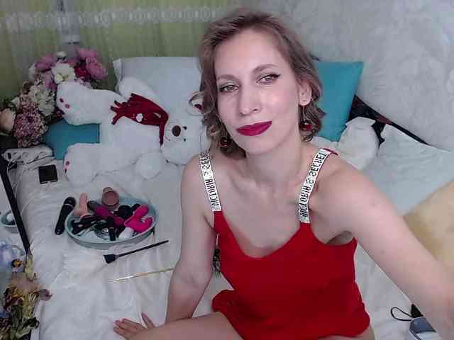 KirstenDesire webcam