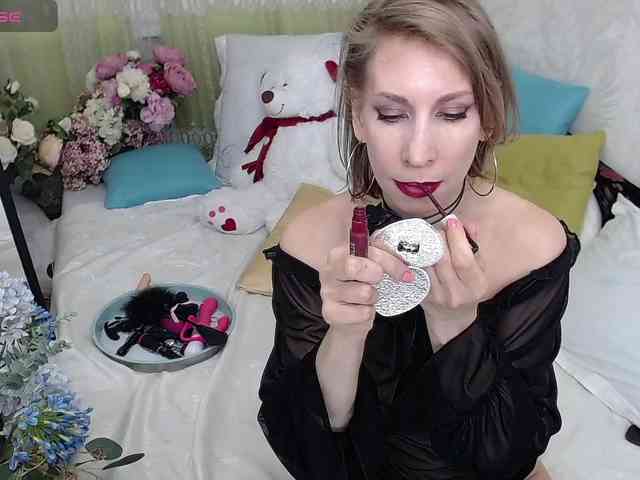 KirstenDesire