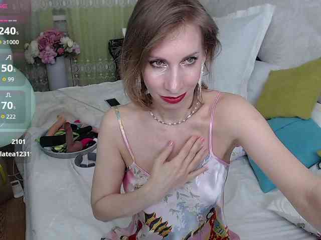 KirstenDesire webcam