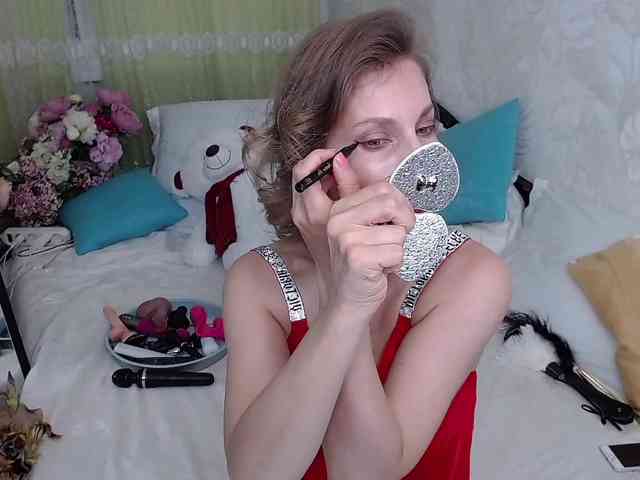 KirstenDesire webcam
