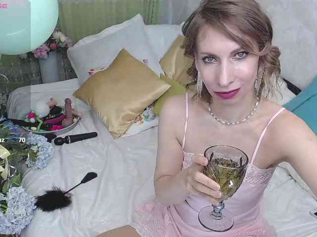 KirstenDesire webcam