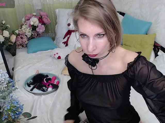 KirstenDesire webcam