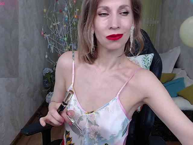 KirstenDesire webcam