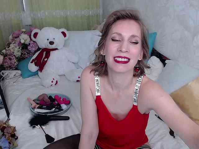 KirstenDesire KirstenDesire