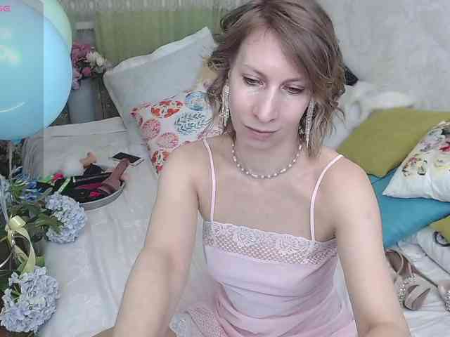 KirstenDesire webcam