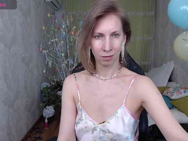 KirstenDesire webcam