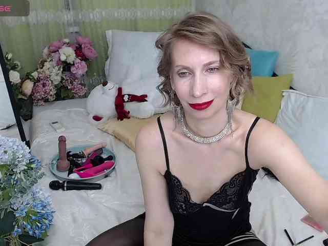 KirstenDesire webcam