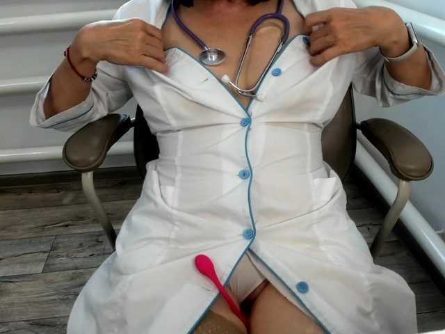 miss-s live cam on BongaCams