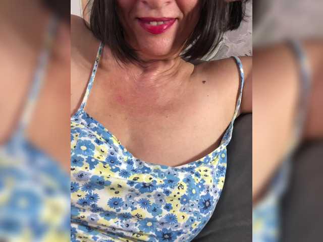 miss-s live cam on BongaCams