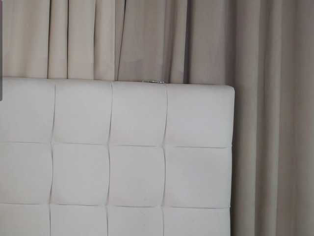 Vikki100500's BongaCams show and profile