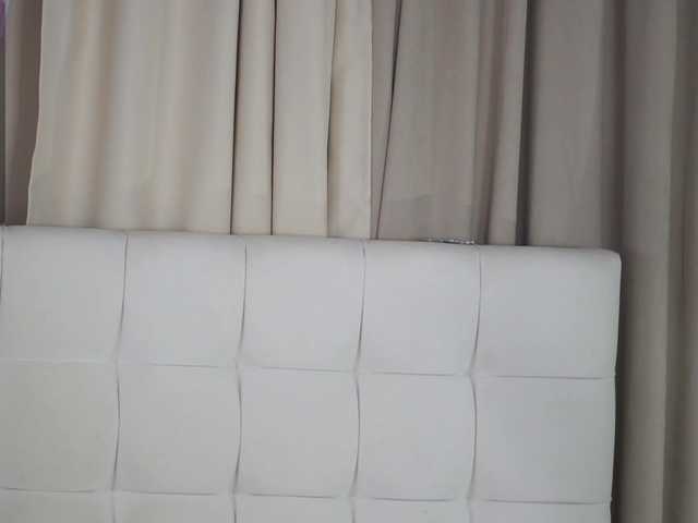 Vikki100500's BongaCams show and profile