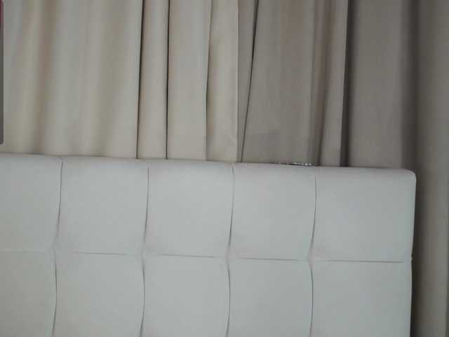 Vikki100500's BongaCams show and profile