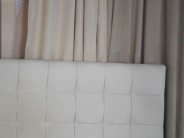  Vikki100500 chat room