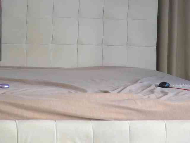 Lady_Viktoria webcam