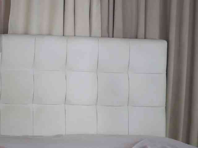 Vikki100500 Sex Cam Show