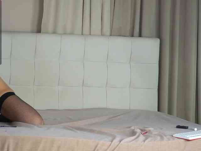 Lady_Viktoria webcam