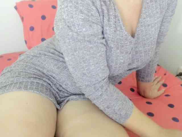 Nudees webcam
