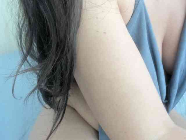 Nudees webcam
