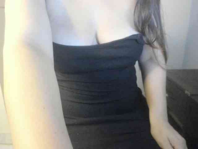 Nudees webcam