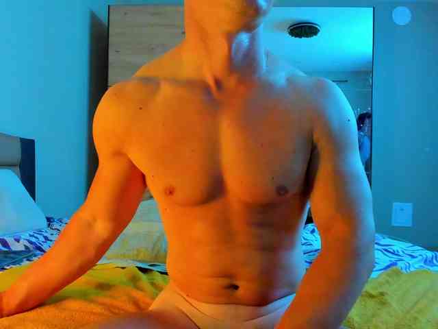 Chestifold Sex Cam Show