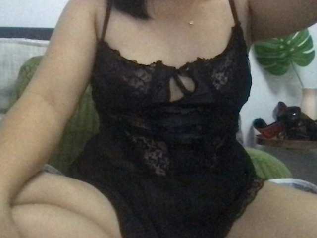 1sweetasian live cam on BongaCams