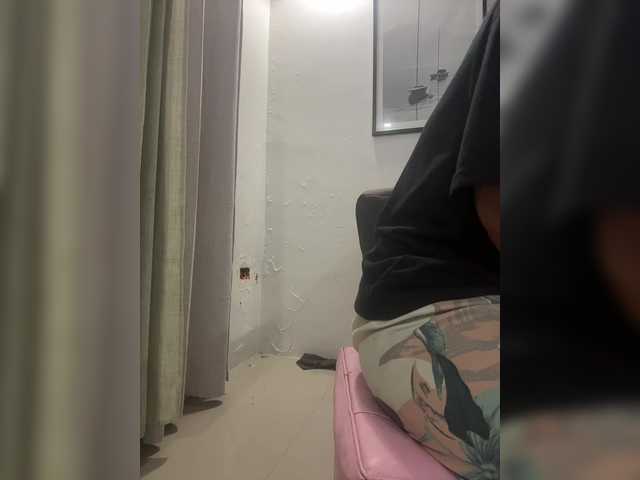 1sweetasian live cam on BongaCams