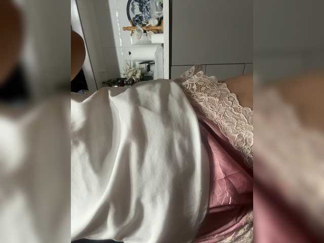 1sweetasian live cam on BongaCams