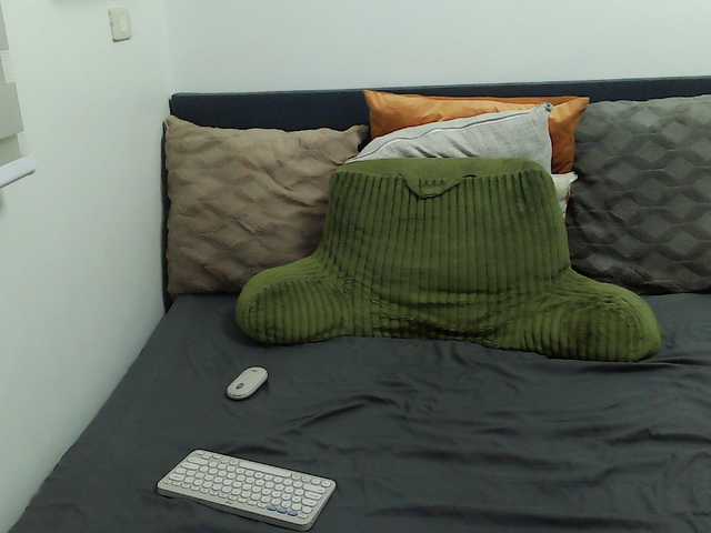 1sweetasian live cam on BongaCams