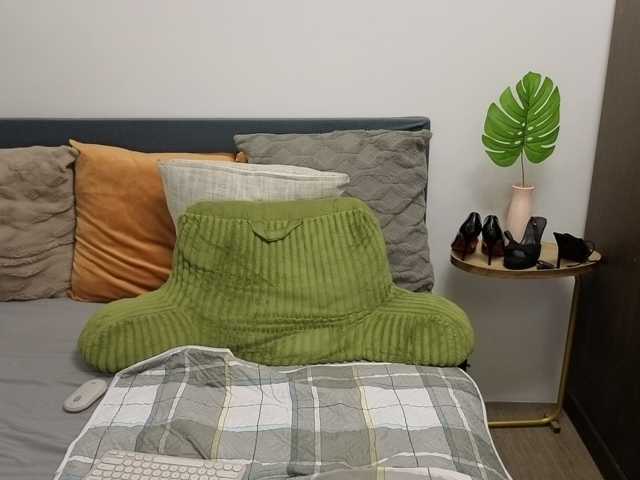 1sweetasian live cam on BongaCams