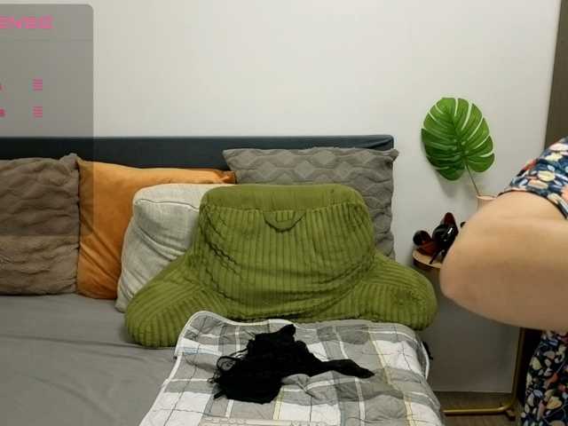 1sweetasian live cam on BongaCams