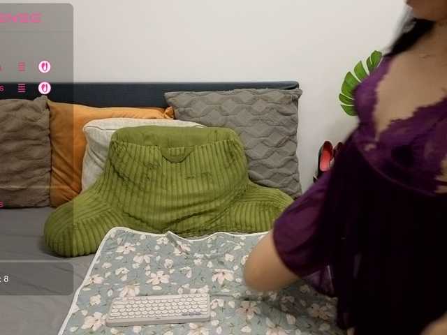 1sweetasian live cam on BongaCams