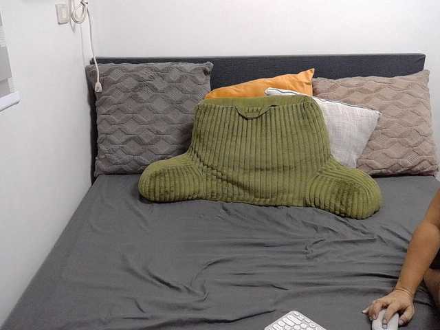 1sweetasian live cam on BongaCams