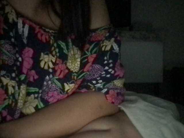 Atasya live cam preview