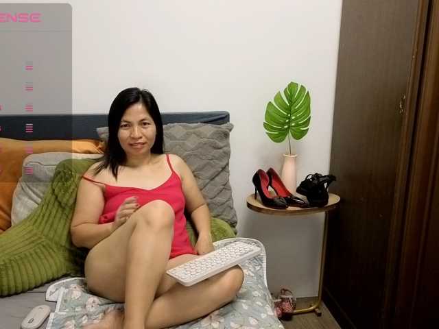 1sweetasian live cam on BongaCams
