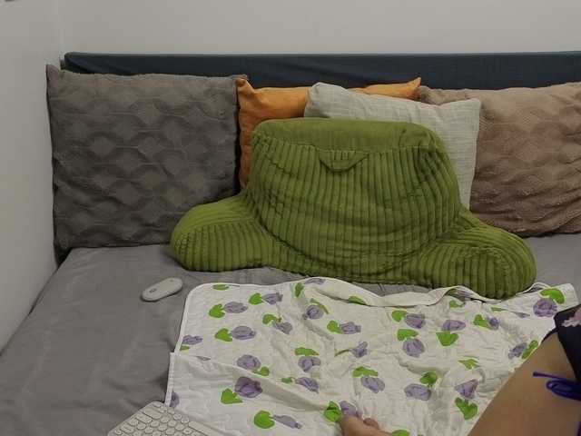 1sweetasian live cam on BongaCams