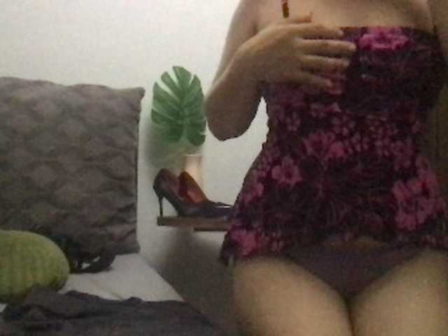 1sweetasian live cam on BongaCams