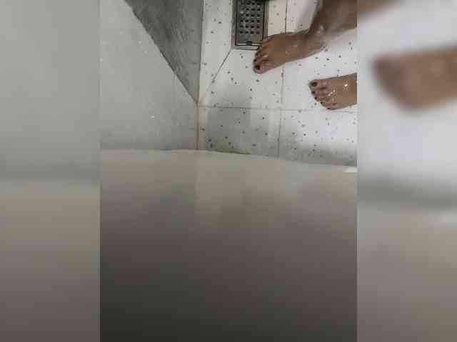 LLeYaBella webcam