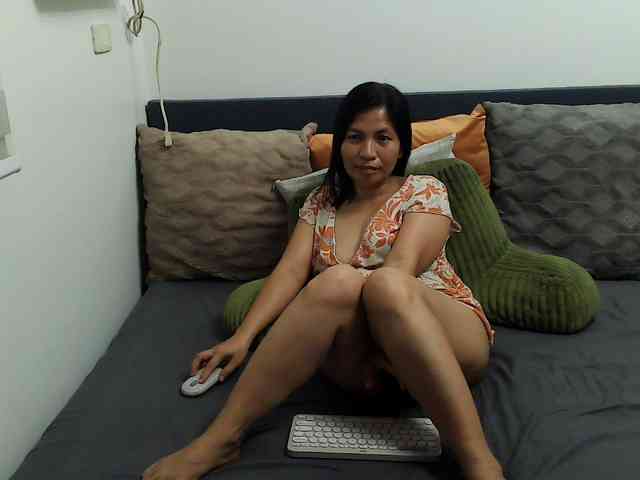supreelea webcam