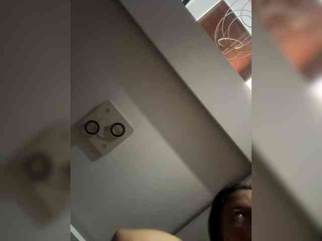 supreelea webcam