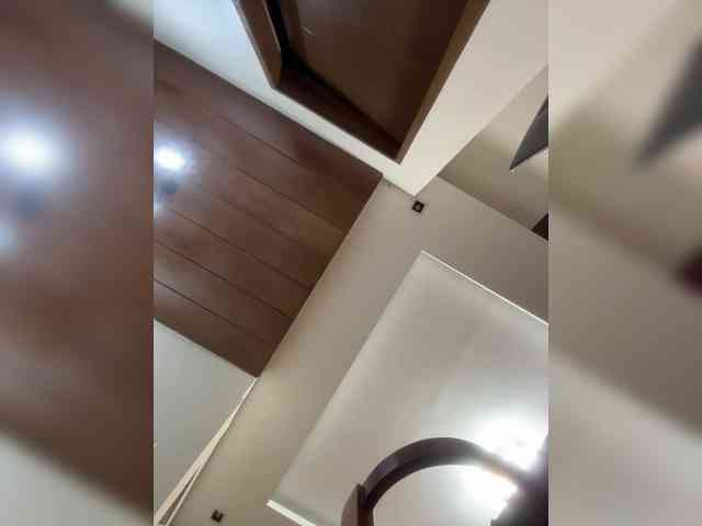 supreelea webcam