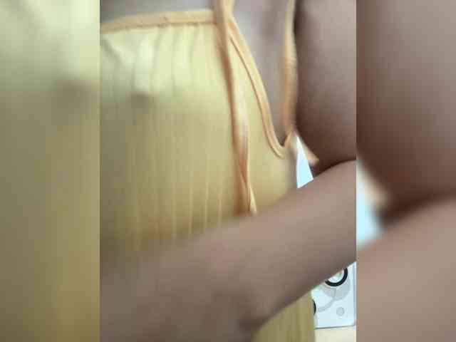supreelea webcam