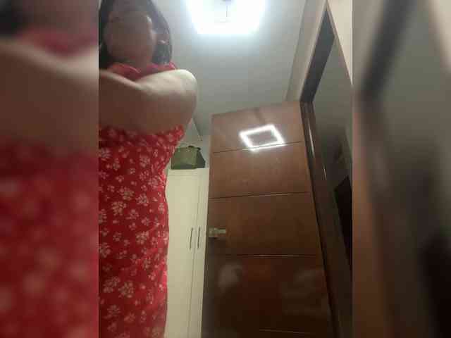 LLeYaBella webcam