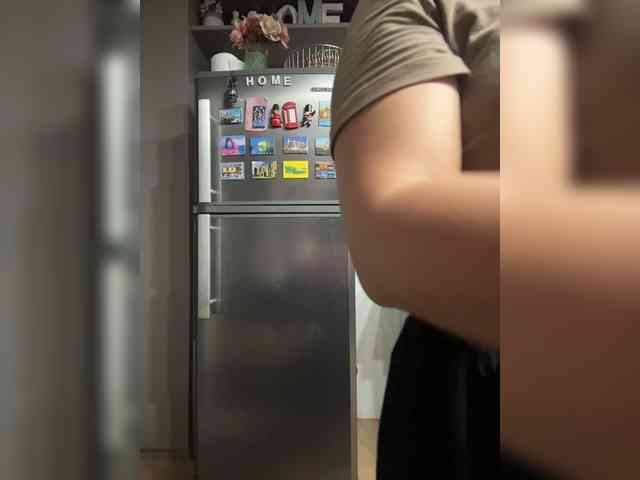 LLeYaBella webcam