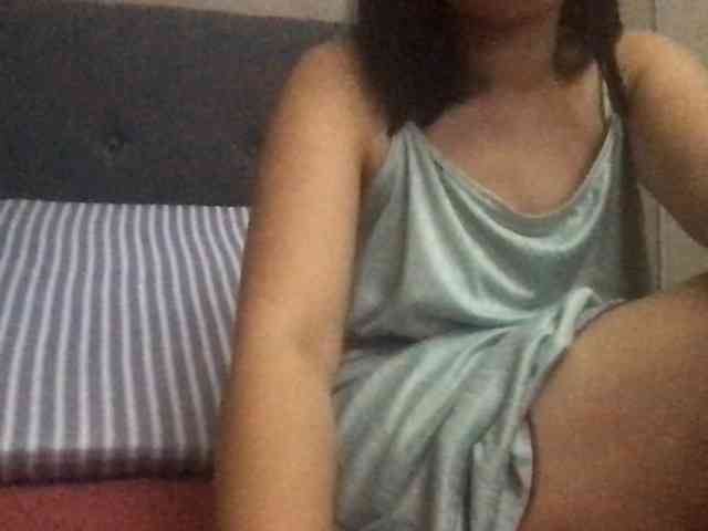 1sweetasian Live Webcam on BongaCams